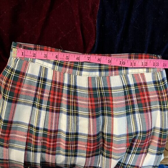 Vintage Plaid Kilt Skirt Womens 26 Wool Red White Tartan Pleated Long Holiday - Picture 3 of 6